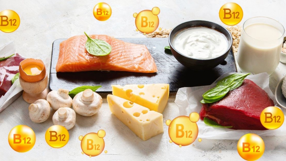 Vitamin B12 có trong gan, dầu cá, trứng và các sản phẩm từ sữa