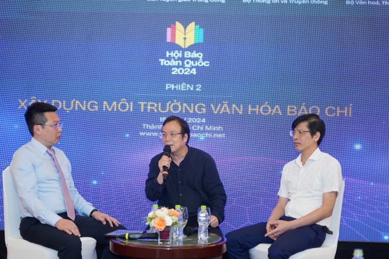 Nhà báo Nguyễn Tiến Thanh - TBT Tạp chí Đời sống & Pháp luật, chia sẻ về xây dựng môi trường văn hóa báo chí
