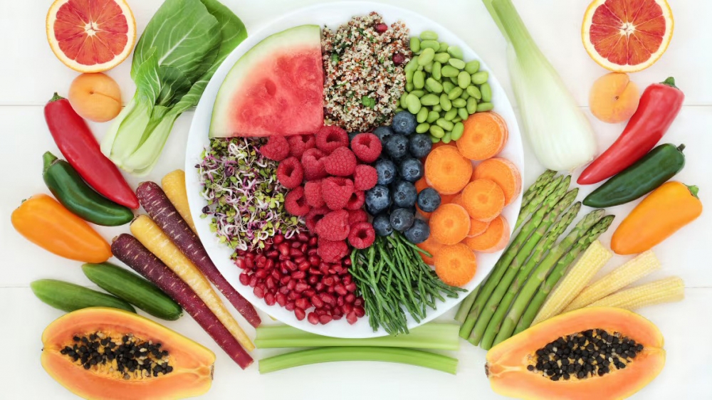 Chế độ ăn tốt cho hệ tiêu hóa nên có đa dạng các loại thực phẩm có nguồn gốc thực vật, rau củ quả đa màu sắc