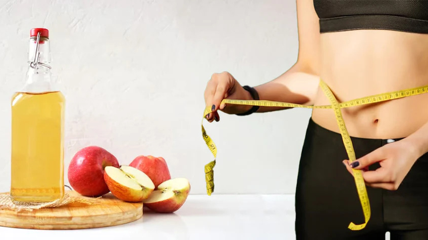 Giấm táo giúp thúc đẩy cảm giác no, từ đó có thể hỗ trợ kiểm soát cân nặng