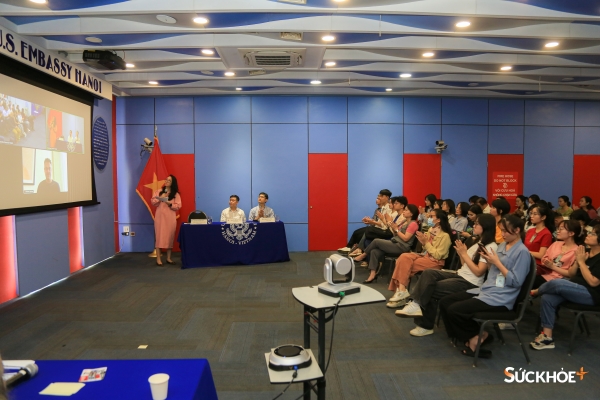 Tọa đàm “Ứng dụng AI trong truyền thông” diễn ra tại hai điểm cầu Hà Nội và Thành phố Hồ Chí Minh.