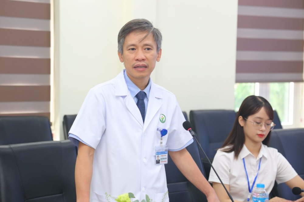 PGS.TS Nguyễn Mạnh Khánh, Phó Giám đốc Bệnh viện Hữu nghị Việt Đức trao đổi tại buổi hội thảo - Ảnh: BV Hữu nghị Việt Đức