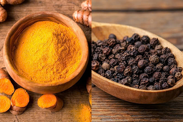 Chất piperine trong hạt tiêu đen giúp tăng cường sự hấp thu của curcumin có trong nghệ