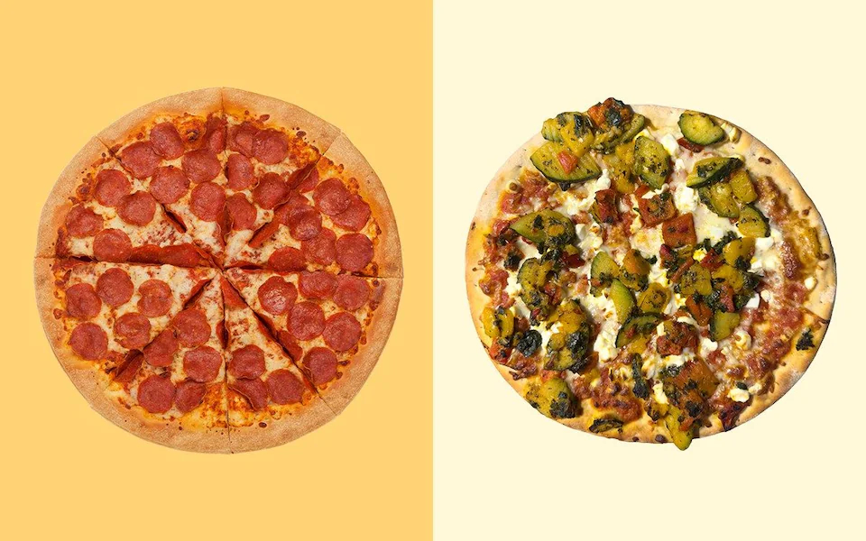 Bạn có thể sử dụng những nguyên liệu tươi mới và chất lượng tốt nhất cho vỏ pizza, sốt cà chua, các loại phô mai và topping. Điều này đảm bảo rằng bạn có thể tận hưởng một chiếc pizza ngon miệng và tốt cho sức khỏe - Ảnh: telegraph.co.uk.