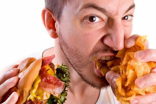 Đói bụng có thể khiến các triệu chứng trầm cảm, rối loạn lo âu thêm trầm trọng.