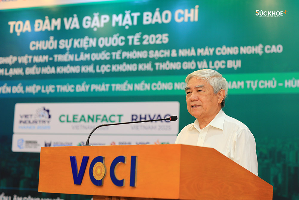 TS. Nguyễn Quân, Nguyên Bộ trưởng Bộ Khoa học & Công nghệ, Chủ tịch Hội Tự động hóa Việt Nam chia sẻ tại buổi họp báo