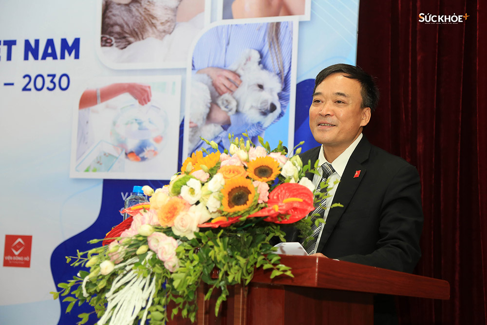 Ông Nguyễn Xuân Hoàng chủ trì phần bầu Đoàn Chủ tịch, Ban Thư ký