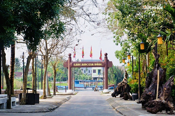 Làng mộc Kim Bồng nổi tiếng với nghề thủ công mỹ nghệ