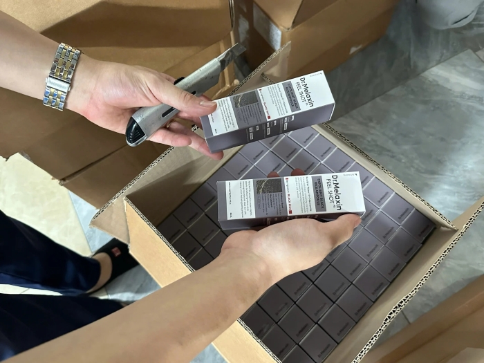 Các sản phẩm hàng hóa có dấu hiệu nhập lậu của Công ty TNHH dược mỹ phẩm Ngân Korea - Ảnh: Chi Cục quản lý thị trường thành phố Hà Nội.