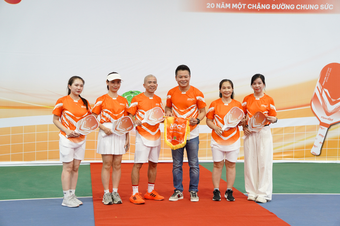 Sắc cam rực rỡ tại lễ ra mắt Liên minh CLB Pickleball và Giải Vinalink Heritage Open Cup 2025 - Ảnh 7