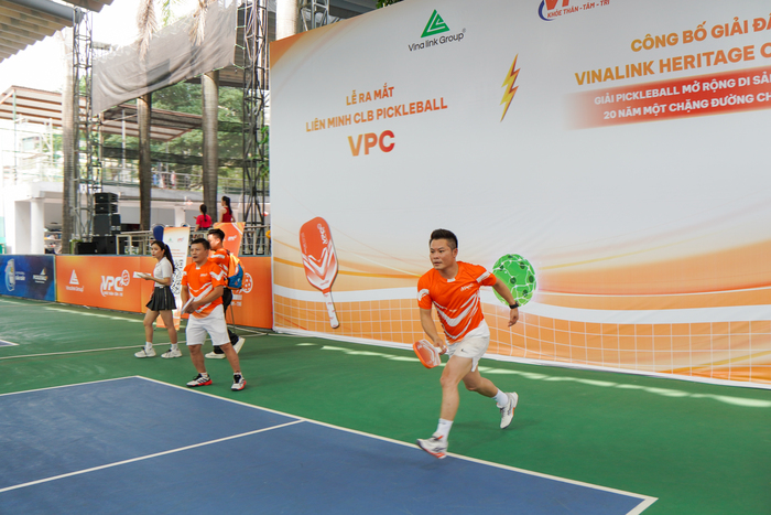 Sắc cam rực rỡ tại lễ ra mắt Liên minh CLB Pickleball và Giải Vinalink Heritage Open Cup 2025 - Ảnh 10