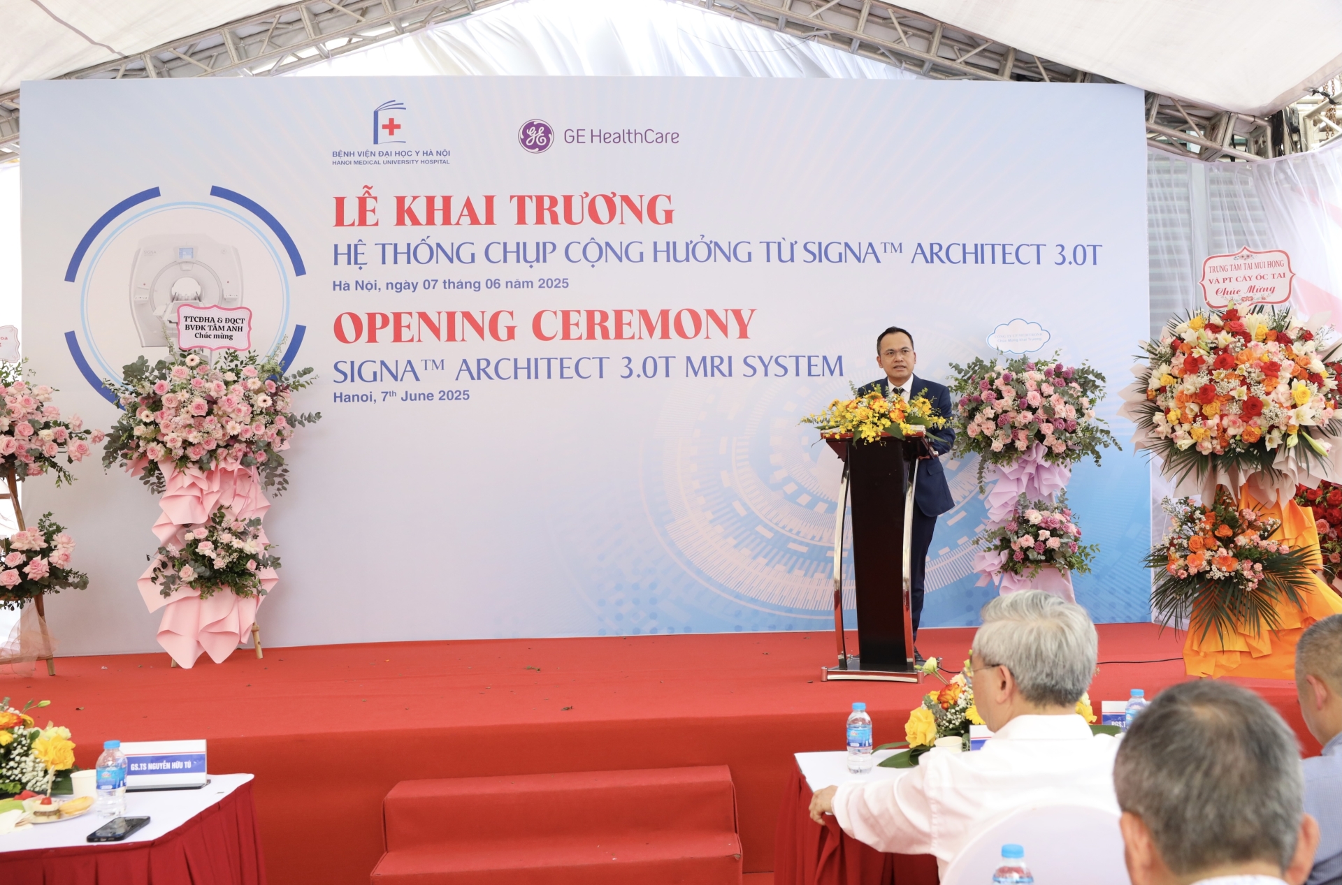 Ông Phạm Hồng Sơn - Tổng Giám đốc GE HealthCare phát biểu tại buổi lễ
