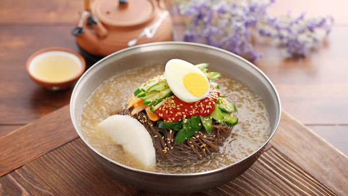 Mì lạnh giúp giải tỏa oi bức của thời tiết mùa Hè