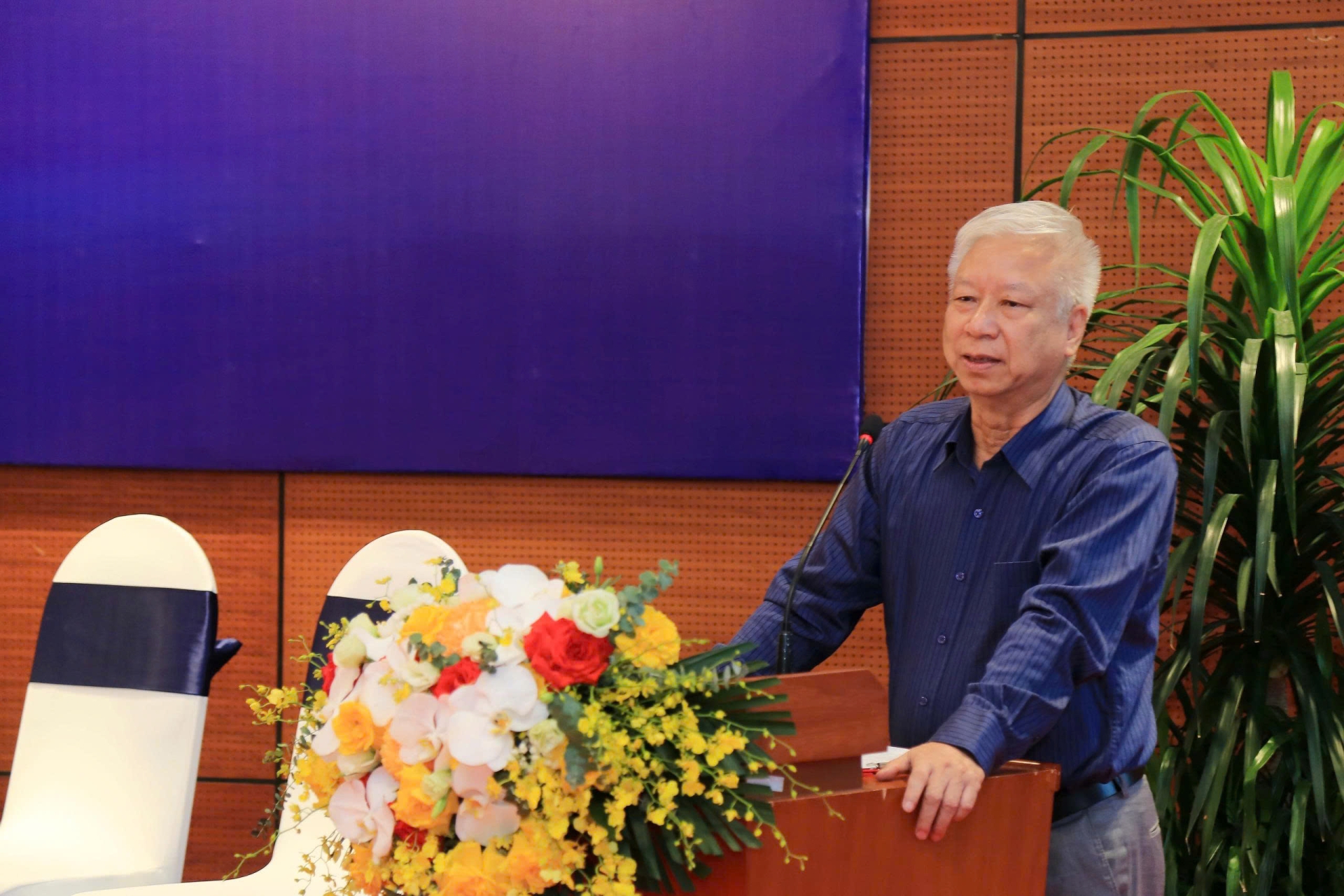 Ông Đào Quang Bính chia sẻ kinh nghiệm xây dựng AI bản địa hóa - Ảnh: Hiệp Nguyễn/Sức khỏe+