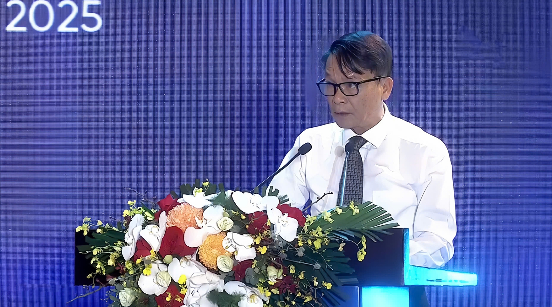 Nhà báo Nguyễn Đức Lợi, Phó Chủ tịch Thường trực Hội Nhà báo Việt Nam phát biểu tại lễ bế mạc - Ảnh: Lê Tuyết/Sức khỏe+