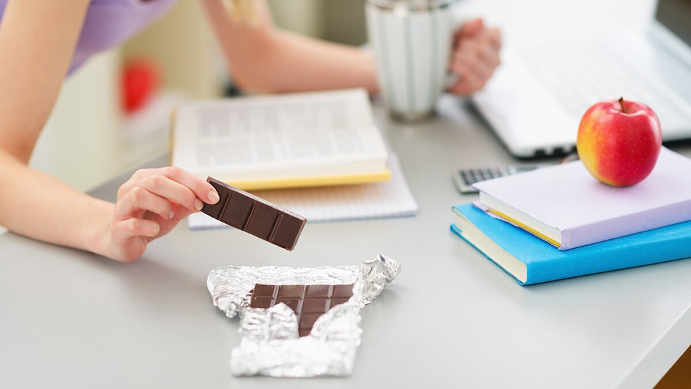 Chocolate đen bổ sung magne và các chất chống oxy hóa tốt cho trí não
