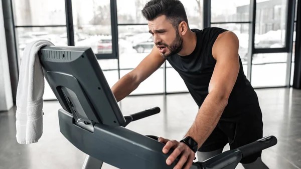 Đi bộ kiểu 12-3-30 có thể gây nhàm chán, mệt mỏi hơn bạn tưởng