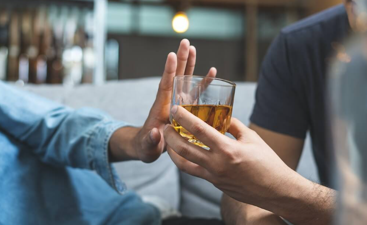 Hạn chế rượu bia để bảo vệ sức khỏe