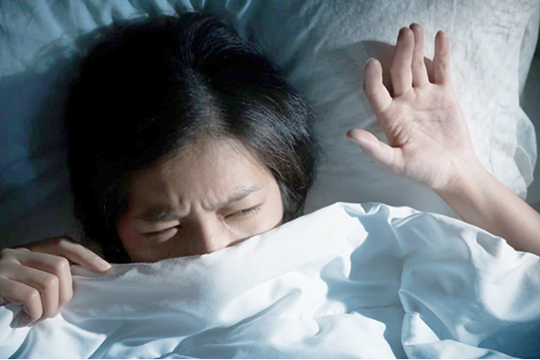 Ăn uống không lành mạnh là một trong số những nguyên nhân khiến bạn gặp ác mộng