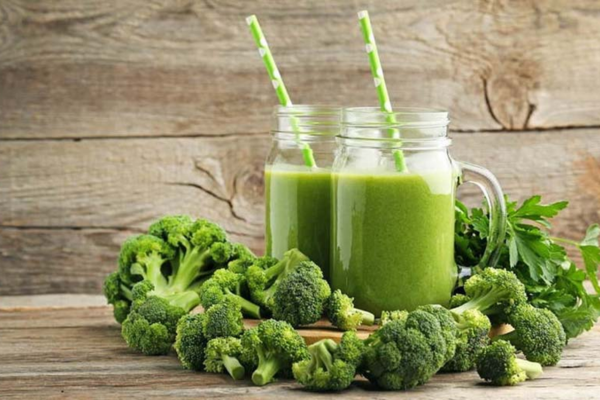 Nhiều người cũng lựa chọn nước ép bông cải xanh để thay thế cho cách chế biến thông thường