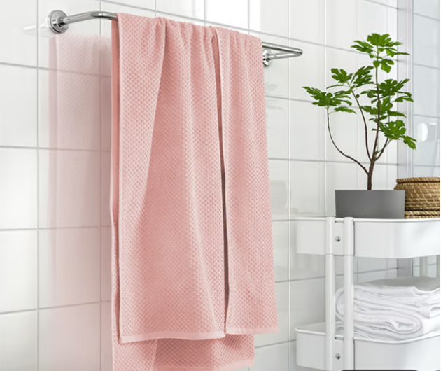 Khăn tắm không được phơi nơi khô ráo, sạch sẽ sẽ rất dễ gây bệnh cho người dùng