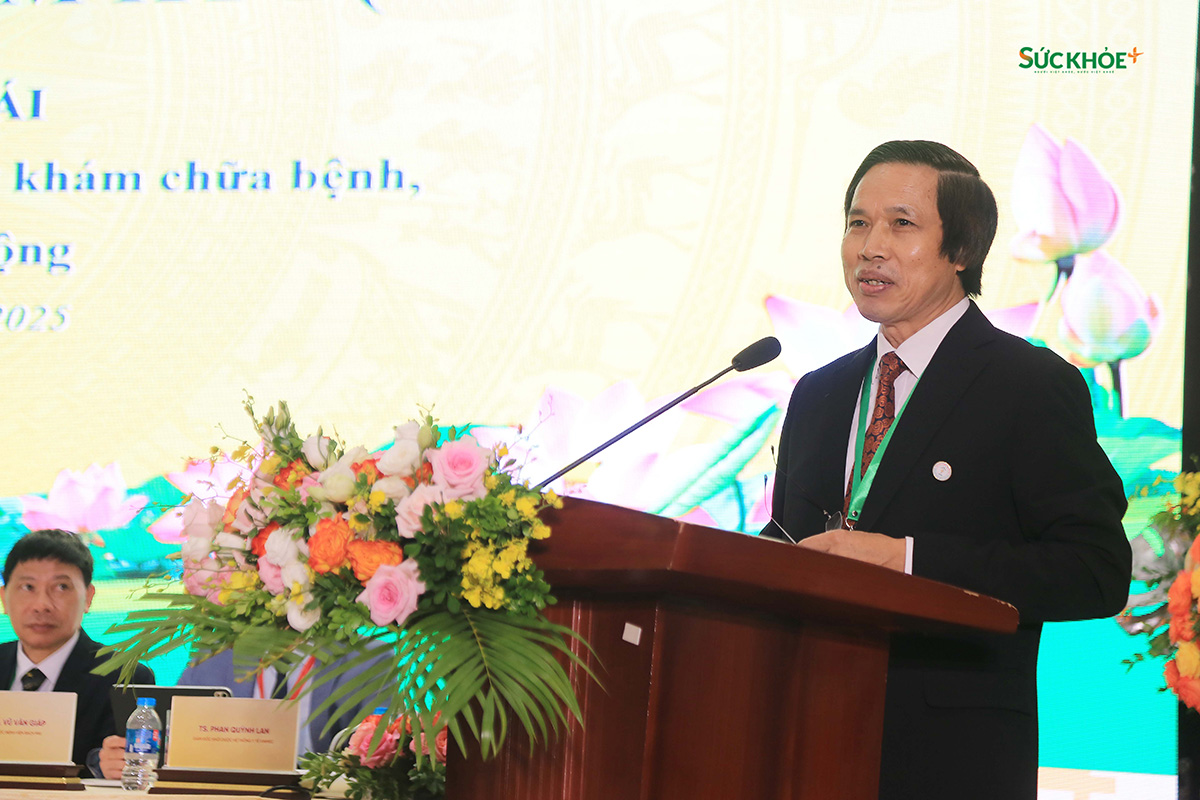 TS.DS Cao Hưng Thái, nguyên Phó Cục trưởng Cục Quản lý Khám chữa bệnh, Bộ Y tế, được bầu làm Chủ tịch Hội Dược sĩ bệnh viện Việt Nam nhiệm kỳ I 2025-2030 - Ảnh: Hiệp Nguyễn/Sức Khỏe+