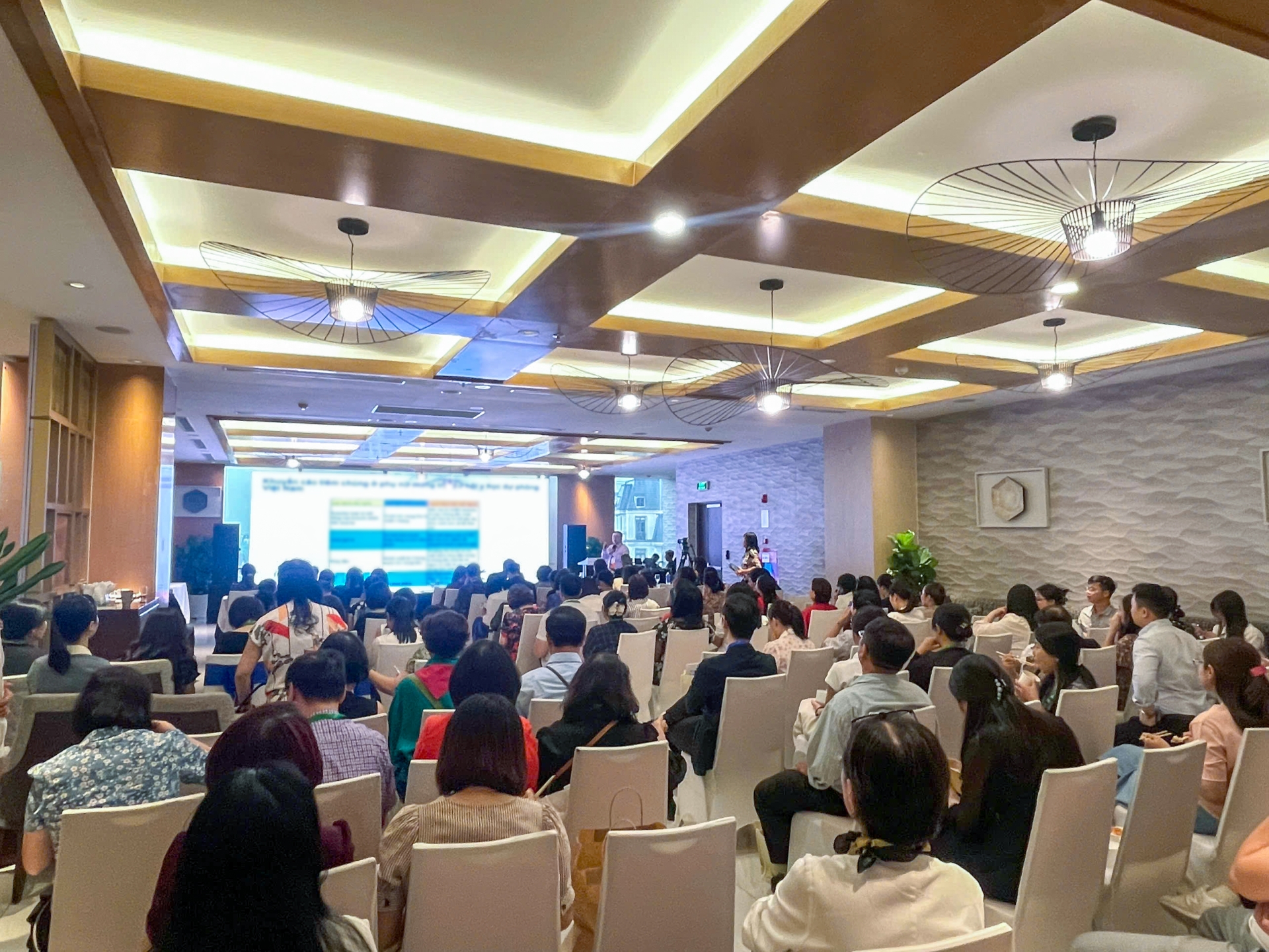 Toàn cảnh buổi hội thảo