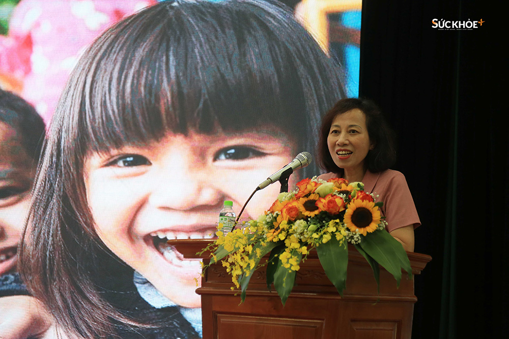 Bà Lê Hồng Loan, Trưởng Chương trình Bảo vệ Trẻ em, Tổ chức UNICEF Việt Nam phát biểu tại Hội nghị - Ảnh: Hiệp Nguyễn/sức khỏe+