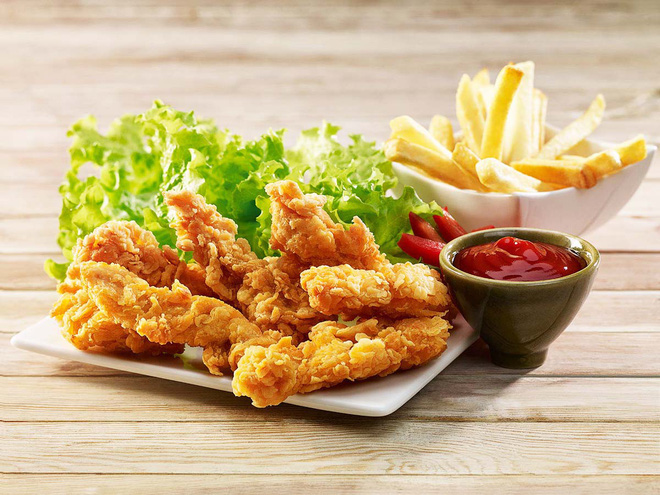 Đồ chiên rán, đồ ăn cay và rau sống không dành cho bữa ăn trước khi chạy bộ