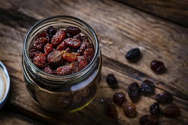 Dễ chế biến nho khô thành nhiều món ngon, hấp dẫn