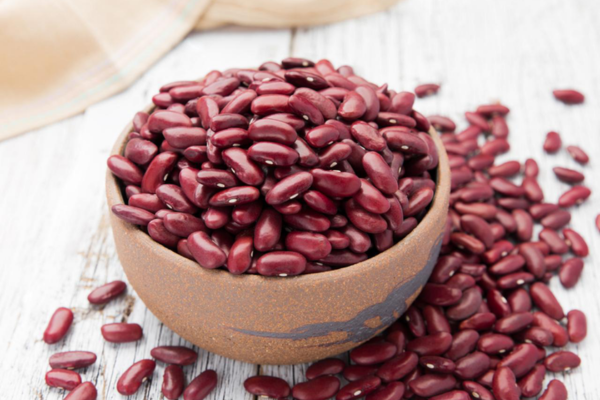 Đậu thận đỏ là thực phẩm chứa nhiều lectin, vì vậy yêu cầu quy trình chế biến phải cẩn thận để tránh ngộ độc.