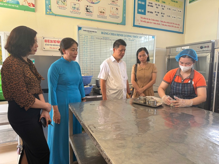 Hà Nội tăng cường kiểm tra công tác an toàn thực phẩm -  Ảnh: Sở Y tế Hà Nội
