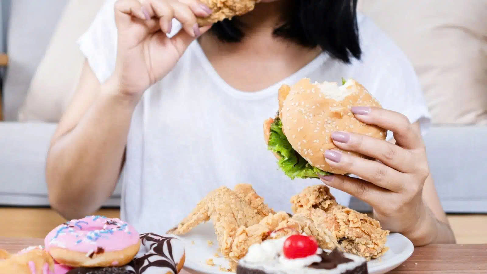 Nạp quá nhiều chất béo bão hòa - ảnh hưởng tiêu cực não bộ
