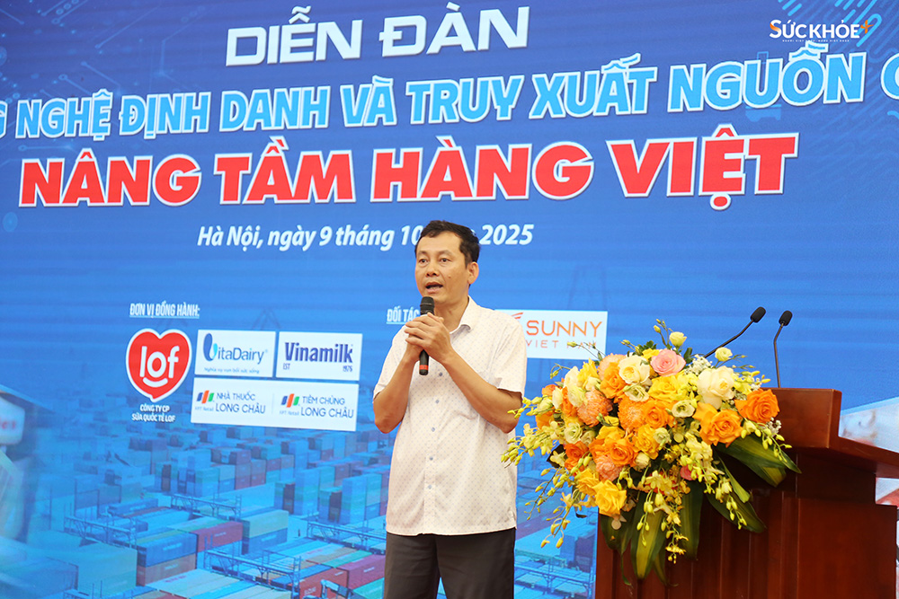 Ông Nguyễn Văn Thành, Trưởng phòng Chính sách, Cục Thương mại điện tử và Kinh tế số (Bộ Công Thương) chia sẻ về việc chuẩn hóa hệ thống truy xuất để minh bạch hoạt động thương mại điện tử - Ảnh: Hiệp Nguyễn/Sức Khỏe+