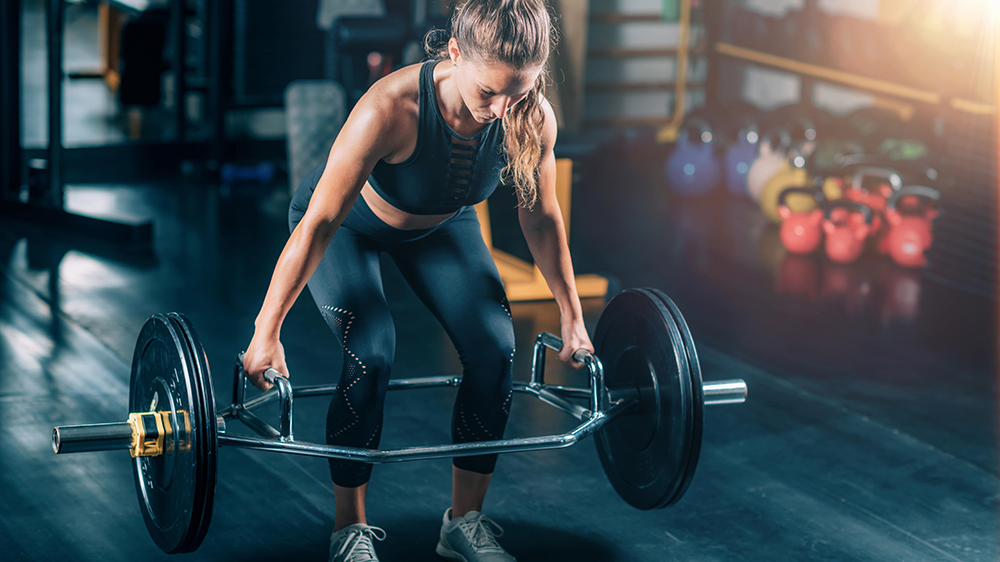 Tập deadlift với tạ lục giác an toàn hơn cho người mới bắt đầu 