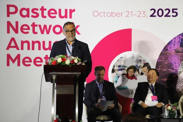 GS. Mario Moreira - Chủ tịch Mạng lưới Pasteur toàn cầu phát biểu tại hội nghị. Ảnh: P.T