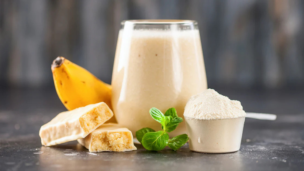 Có thể dùng bột creatine để pha chế sinh tố, bổ sung carbohydrate và dưỡng chất ngay sau khi tập