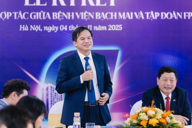 PGS.TS Đào Xuân Cơ - Giám đốc Bệnh viện Bạch Mai phát biểu tại buổi lễ - Ảnh: Thế Anh