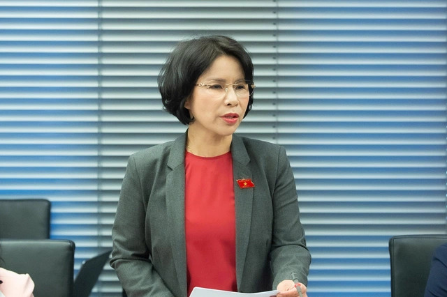Đại biểu Trần Thị Nhị Hà, Đoàn ĐBQH TP. Hà Nội cho biết, Nhà nước rất quan tâm đến vấn đề sức khỏe của người dân