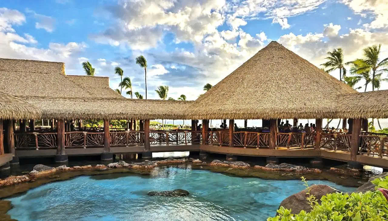 Khuôn viên nhà hàng Humuhumunukunukuāpuaʻa - Ảnh: wordpress.com