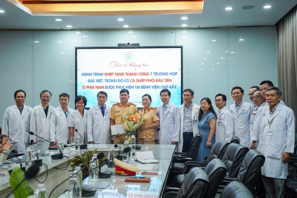 Bệnh viện Chợ Rẫy cám ơn lực lượng Cảnh sát giao thông TP Hồ Chí Minh đã hỗ trợ vận chuyển tạng từ Bệnh viện Đa khoa Bà Rịa về tới Bệnh viện Chợ Rẫy với thời gian nhanh nhất, đảm bảo chất lượng nguồn tạng được hiến