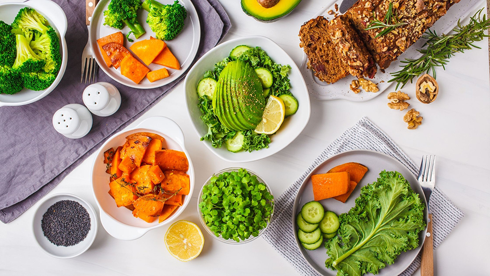 Thực phẩm giàu chất chống oxy hóa như rau củ quả có thể hỗ trợ cải thiện sức khỏe làn da