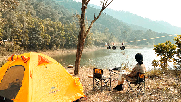 Điểm cắm trại đầy thơ mộng và lãng mạn bên Hồ Hàm Lợn