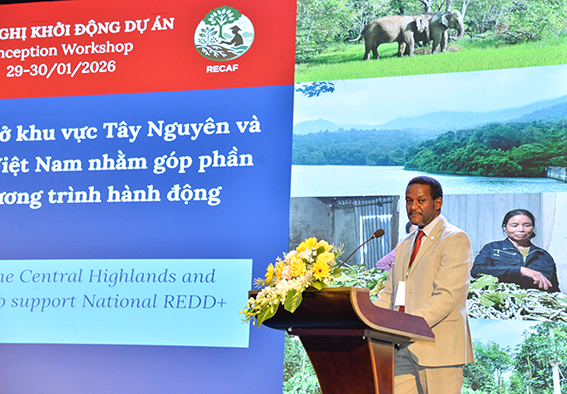 Ông Frew Behabtu - Quyền Giám đốc Quốc gia IFAD tại Việt Nam phát biểu tại lễ khởi động dự án