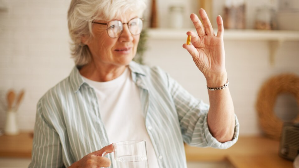 Magne L-threonate có thể hỗ trợ trí nhớ, tâm trạng và sức khỏe não bộ, đặc biệt ở người cao tuổi khi sử dụng đúng cách