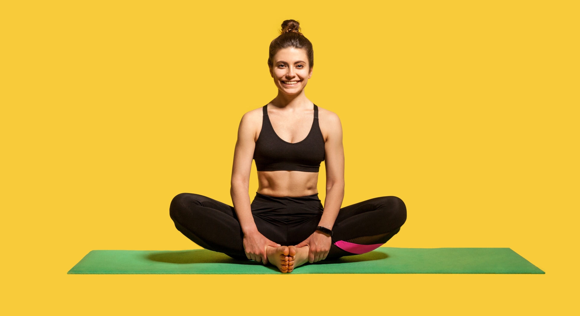 Yoga là hình thức vận động đơn giản, phù hợp với nhiều lứa tuổi