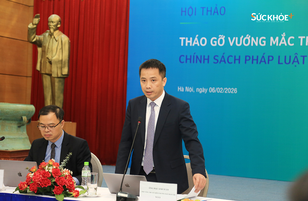 Ông Đậu Anh Tuấn - Phó Tổng thư ký, Trưởng ban Pháp chế Liên đoàn Thương mại và Công nghiệp Việt Nam (VCCI) phát biểu khai mạc Hội thảo - Ảnh: Hiệp Nguyễn/sức khỏe+