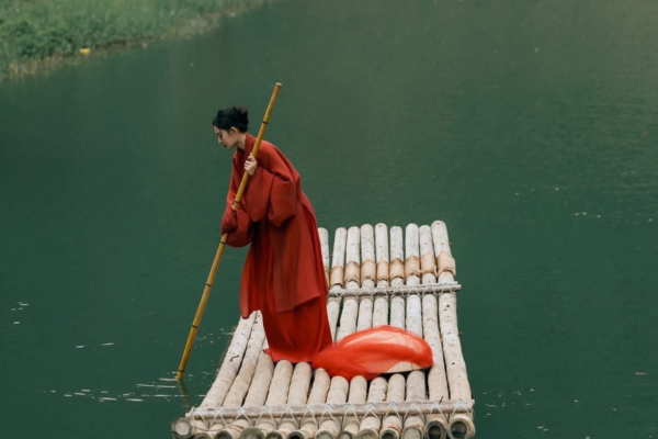 Thung Ui nhẹ nhàng, thơ mộng tựa như một nàng tiên ngủ quên giữa cố đô - Ảnh: Tuan Anhi