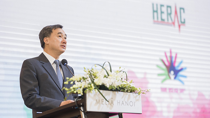 GS.TS Trần Văn Thuấn, Thứ trưởng Bộ Y tế, phát biểu chỉ đạo về định hướng xây dựng chính sách quản lý bệnh hiếm cấp quốc gia tại Lễ mít tinh 