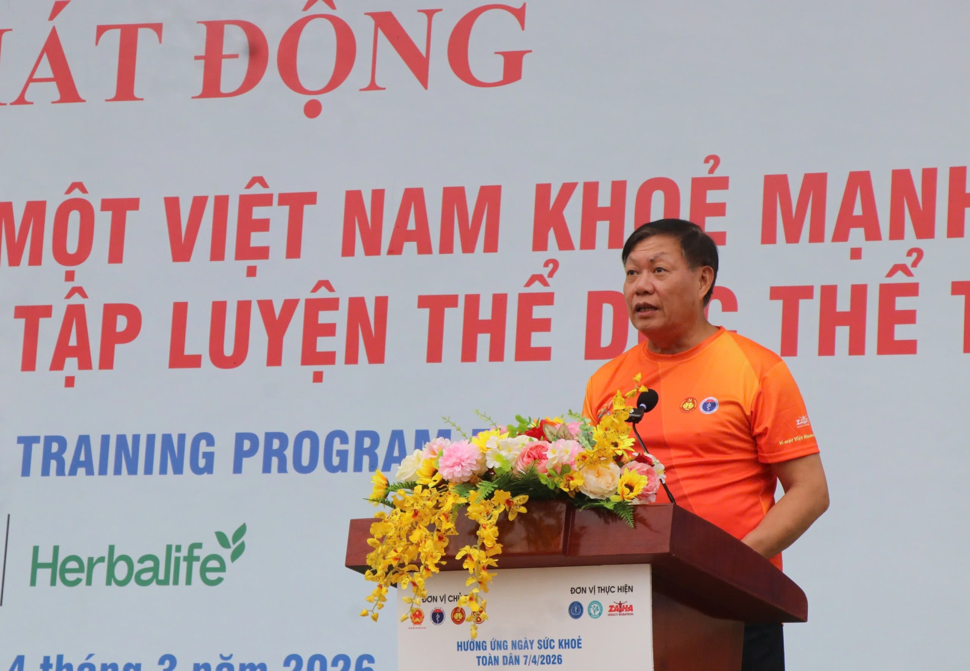 Thứ trưởng Bộ Y tế Đỗ Xuân Tuyên phát biểu tại lễ phát động - Ảnh: MOH

